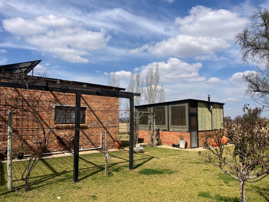 14 Bedroom Property for Sale in Vyfhoek A H North West